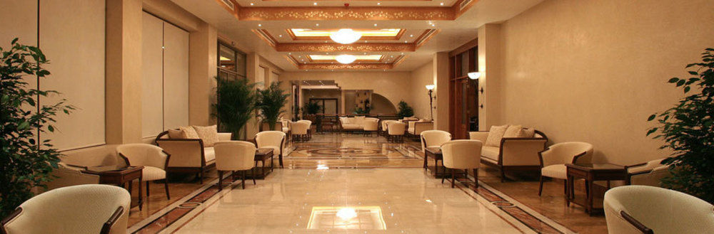 博泽玛尔宫殿酒店 朱尼耶 外观 照片